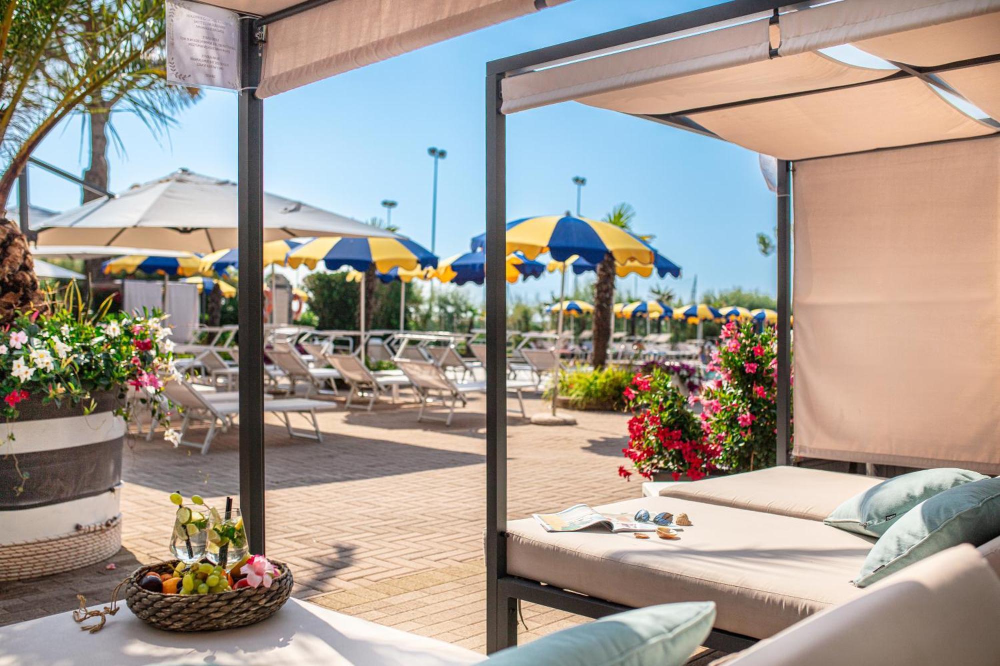 Hotel Bellevue Bibione Kültér fotó