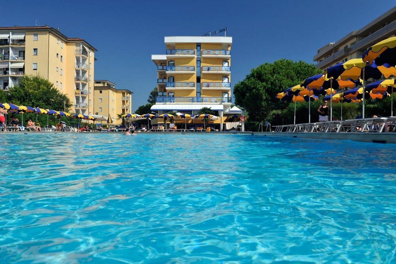 Hotel Bellevue Bibione Kültér fotó